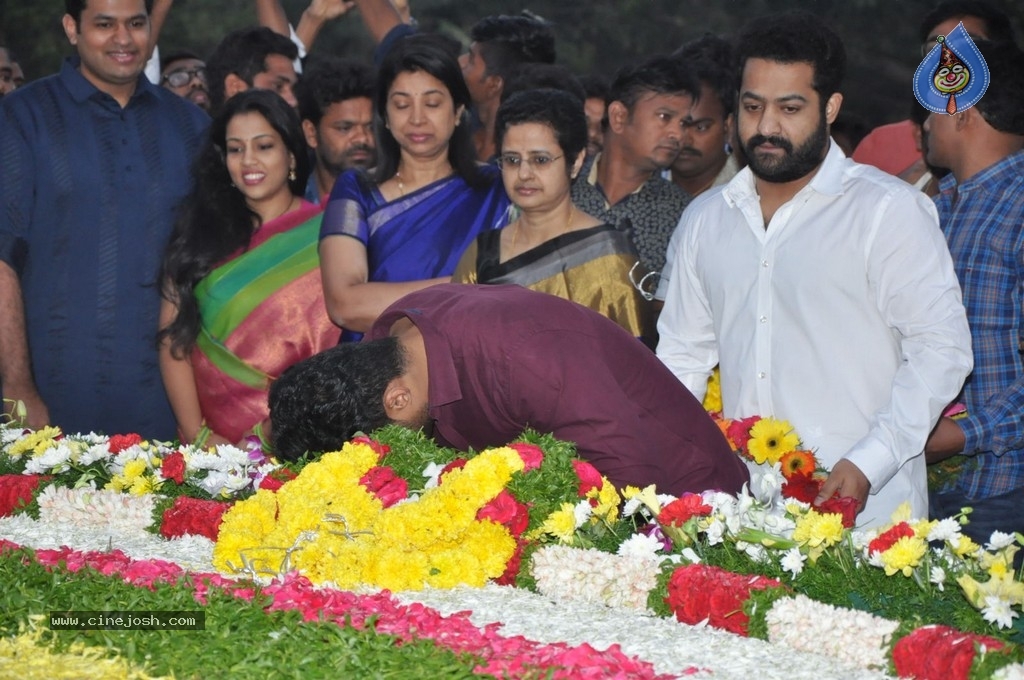 NTR Family Members at NTR Ghat - 68 / 84 photos