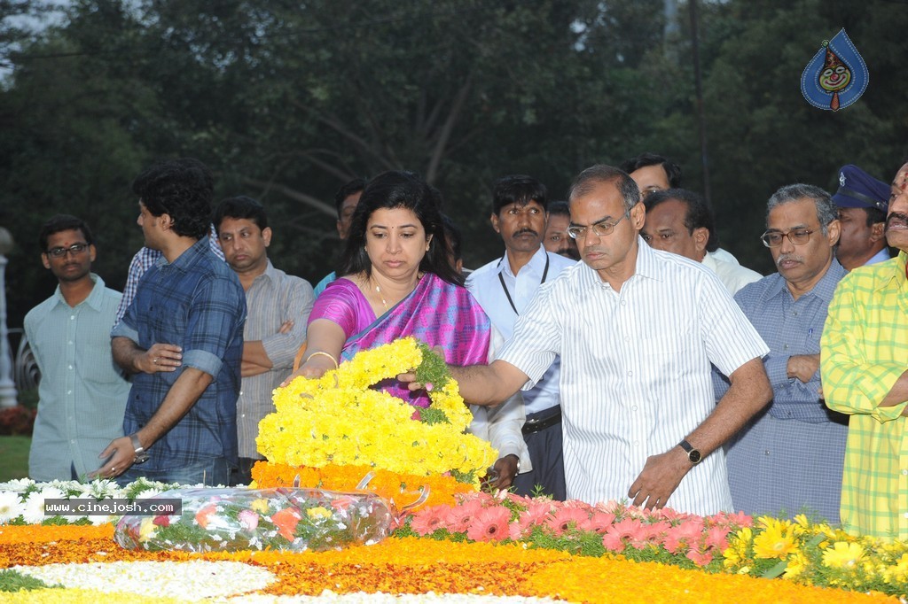 NTR Family Members at NTR Ghat - 12 / 238 photos