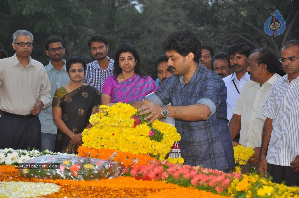 NTR Family Members at NTR Ghat - 22 / 238 photos