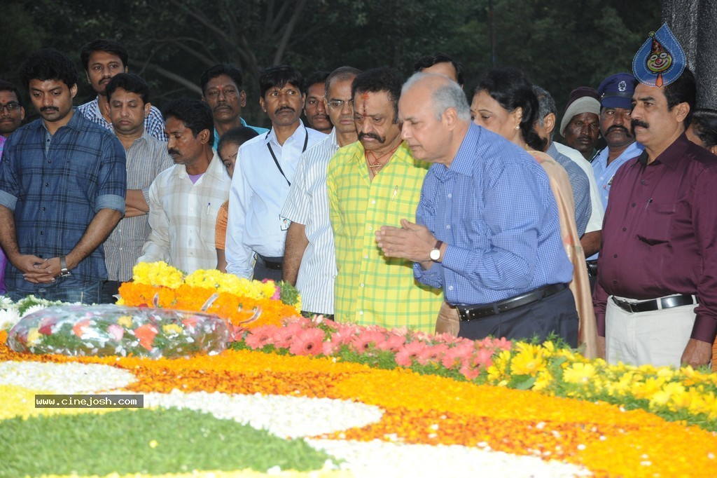 NTR Family Members at NTR Ghat - 44 / 238 photos