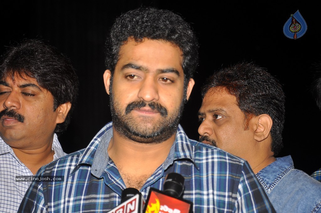 NTR Family Members at NTR Ghat - 48 / 238 photos