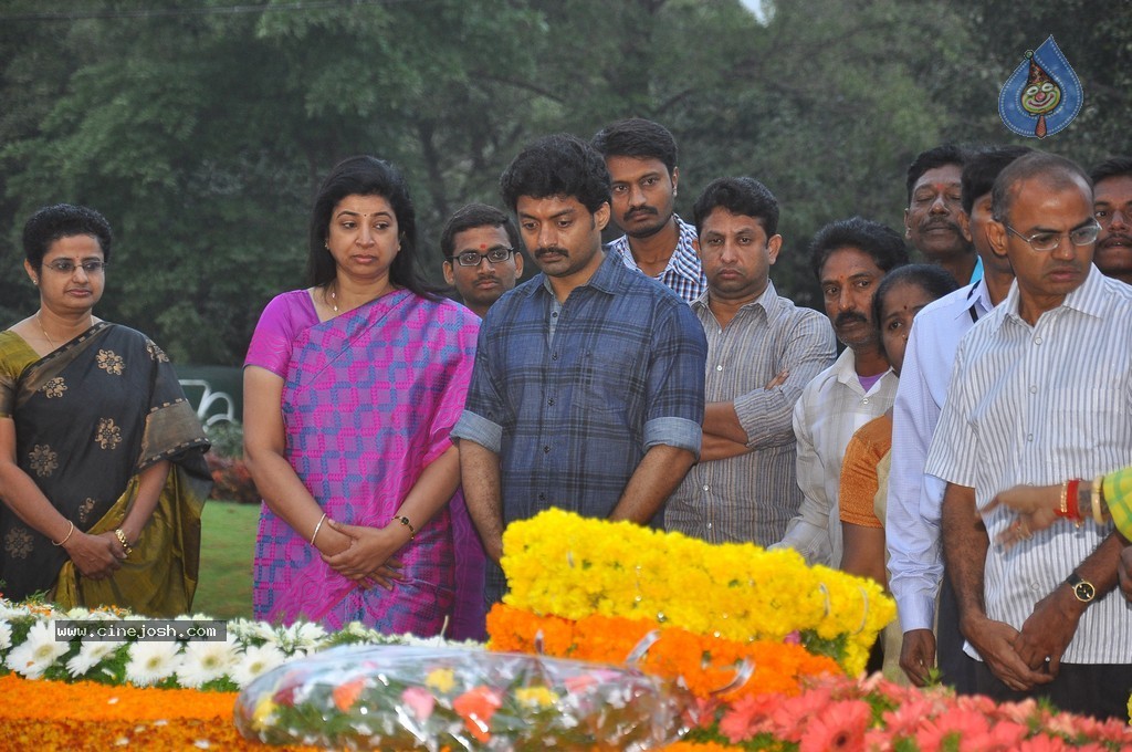 NTR Family Members at NTR Ghat - 63 / 238 photos