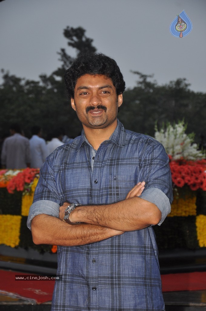 NTR Family Members at NTR Ghat - 104 / 238 photos