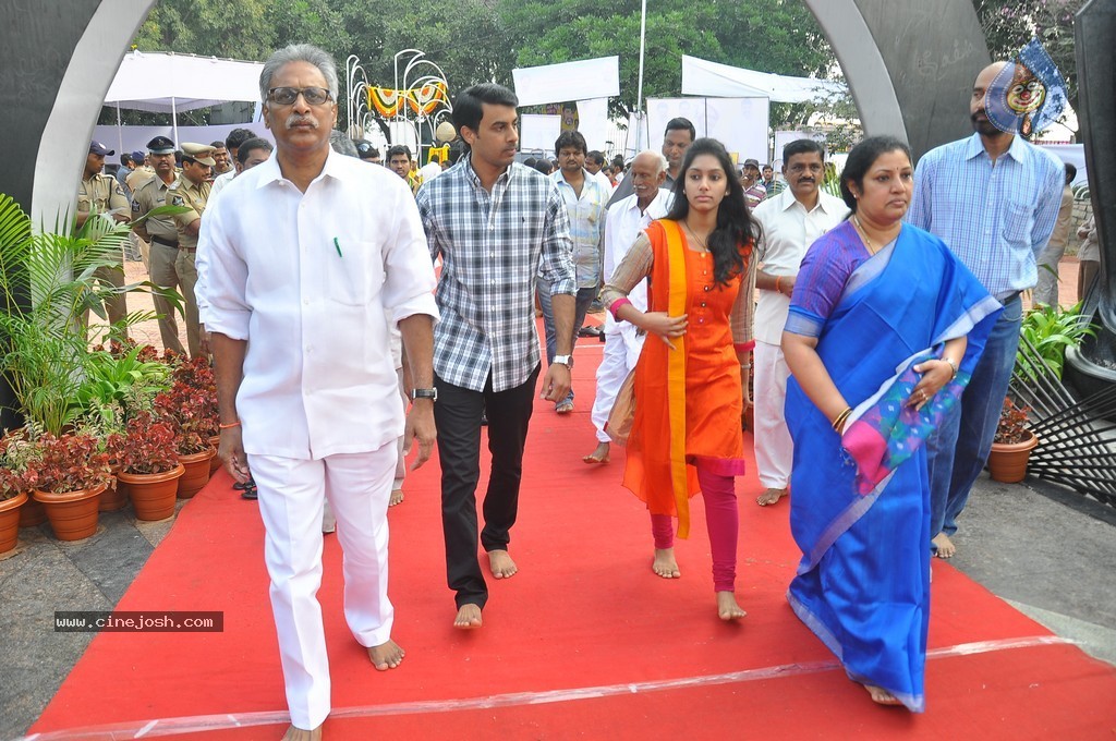 NTR Family Members at NTR Ghat - 127 / 238 photos