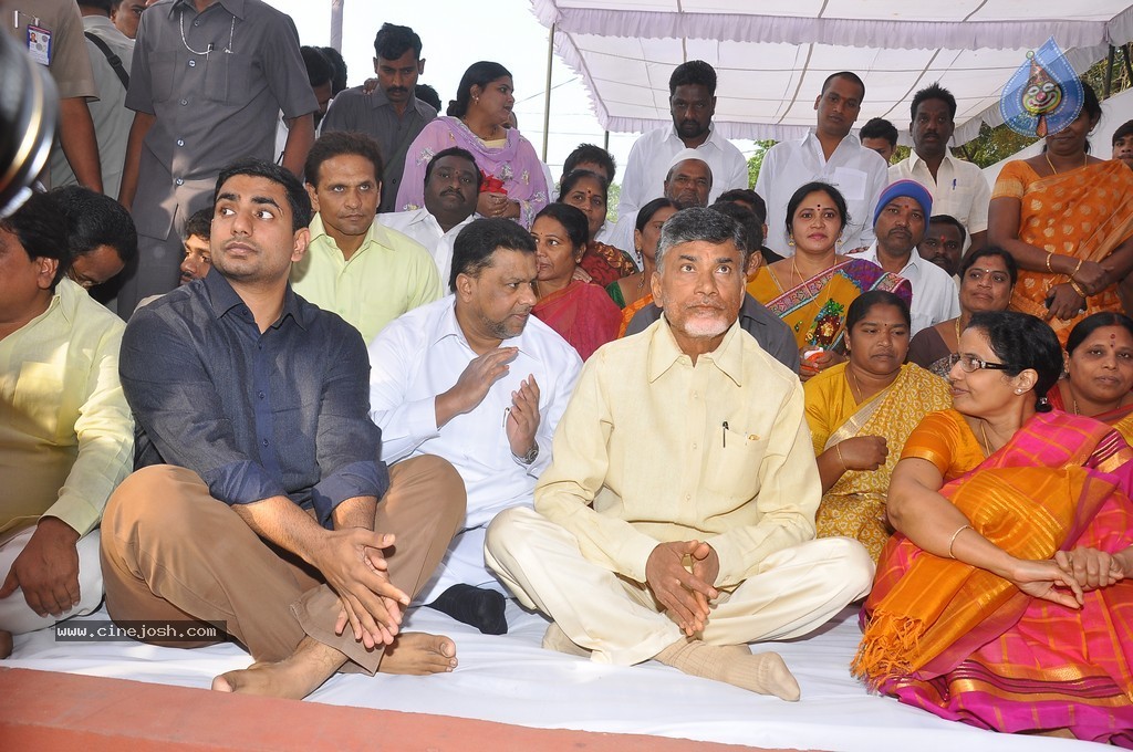 NTR Family Members at NTR Ghat - 128 / 238 photos