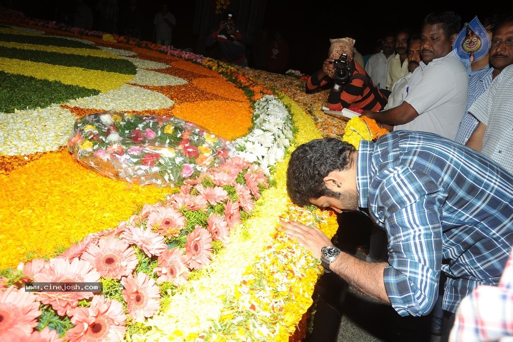 NTR Family Members at NTR Ghat - 142 / 238 photos