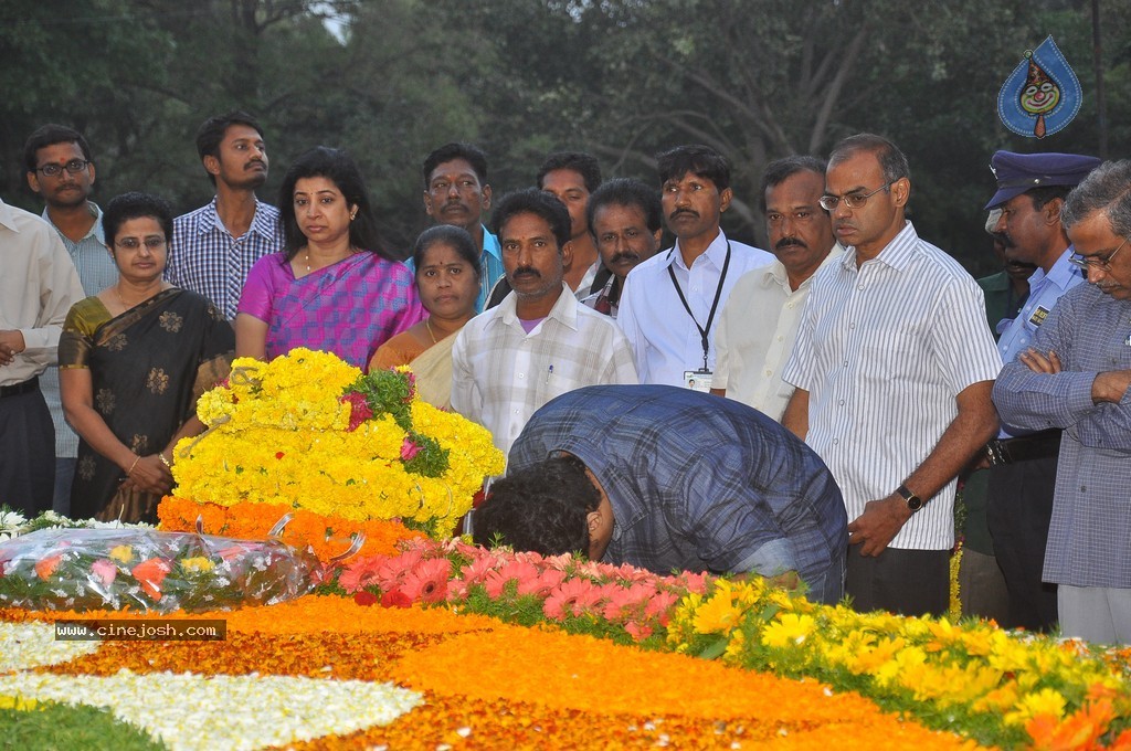 NTR Family Members at NTR Ghat - 162 / 238 photos