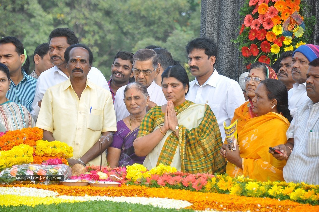 NTR Family Members at NTR Ghat - 171 / 238 photos