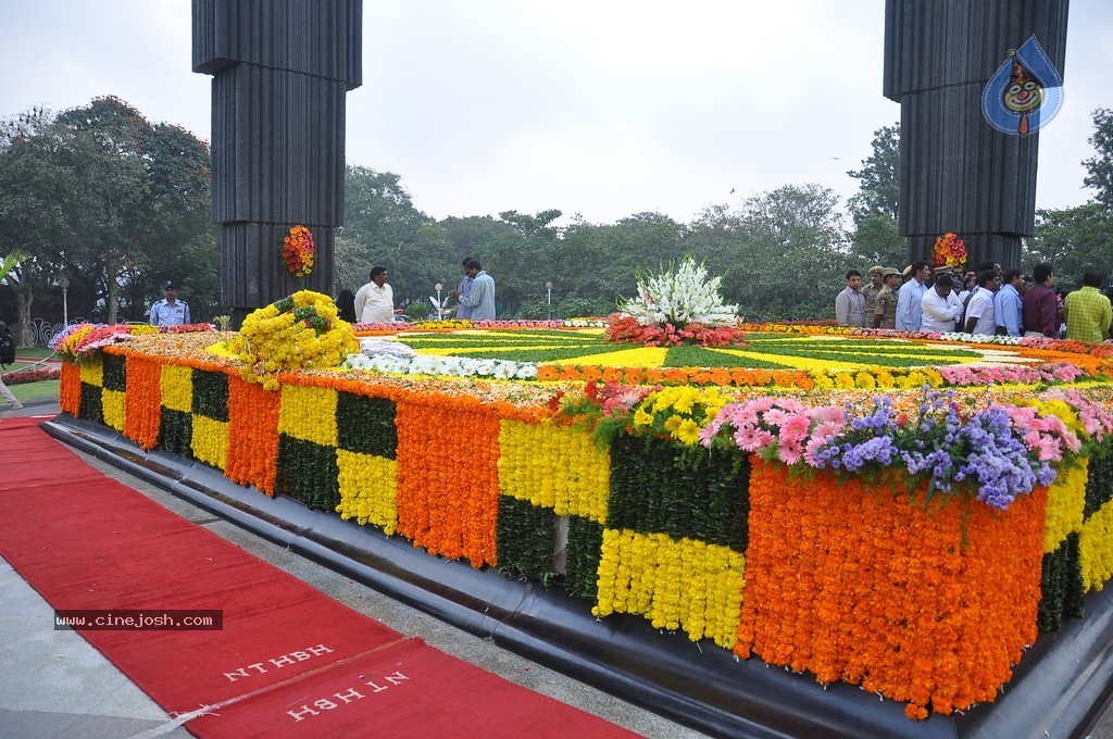 NTR Family Members at NTR Ghat - 177 / 238 photos