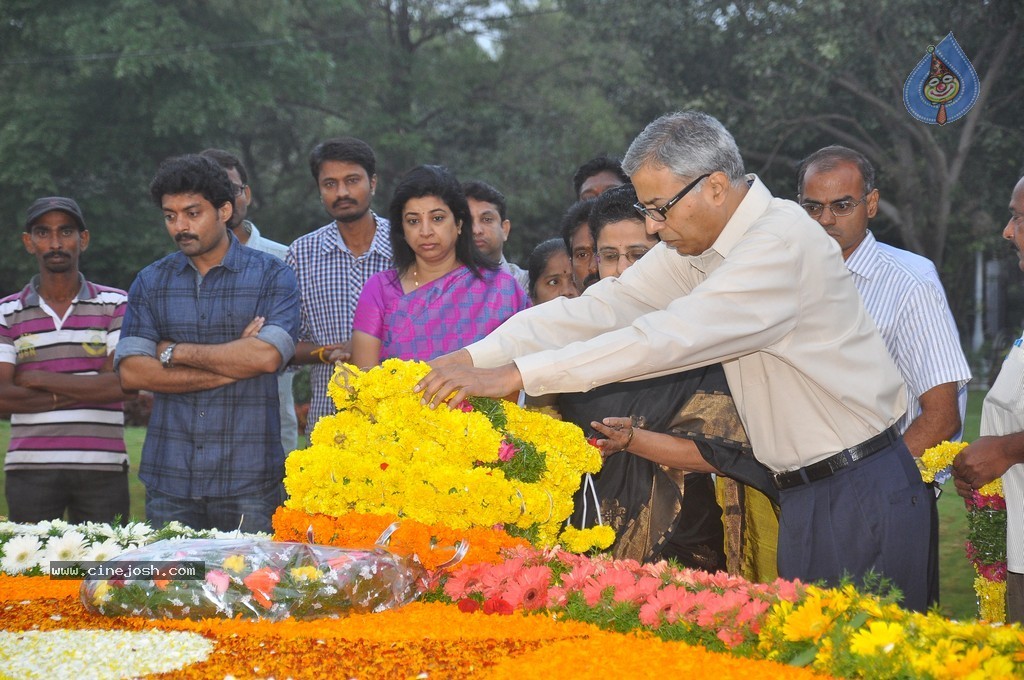 NTR Family Members at NTR Ghat - 195 / 238 photos