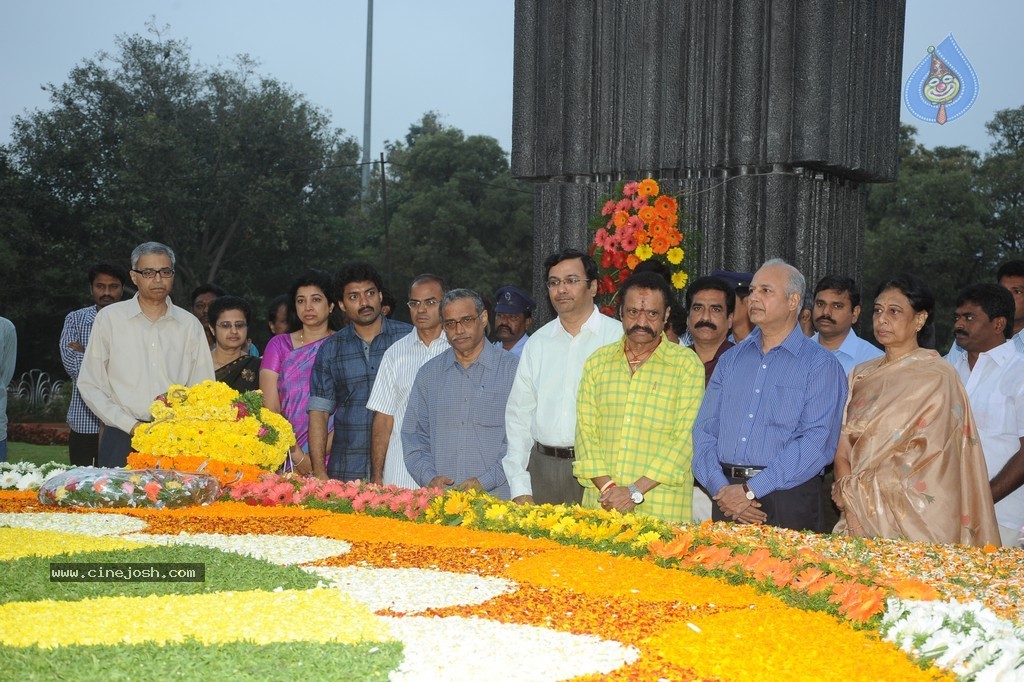 NTR Family Members at NTR Ghat - 204 / 238 photos