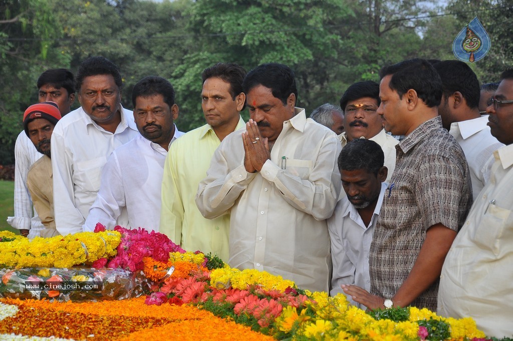 NTR Family Members at NTR Ghat - 218 / 238 photos