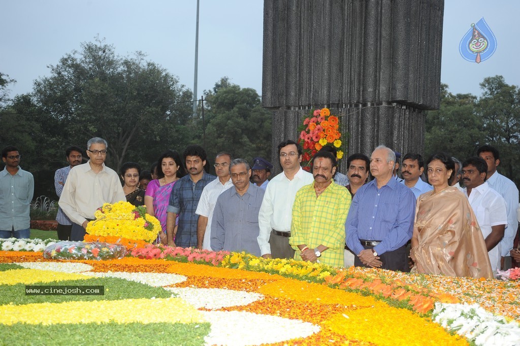 NTR Family Members at NTR Ghat - 231 / 238 photos