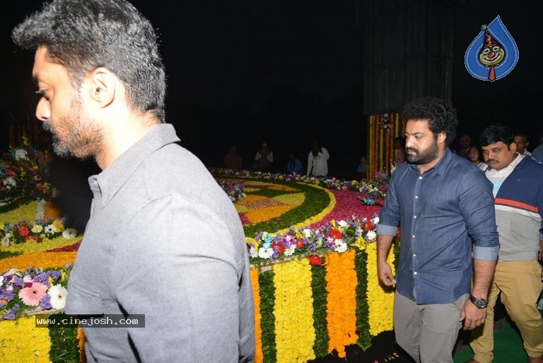 NTR Family Members at NTR Ghat - 26 / 39 photos