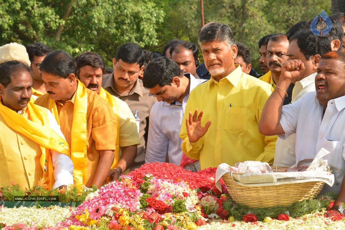 NTR Family Members at NTR Ghat - 55 / 151 photos