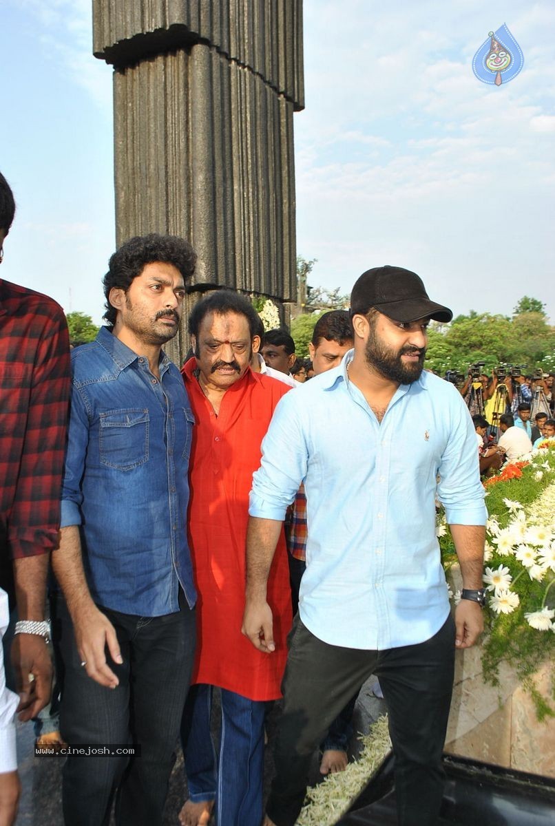 NTR Family Members at NTR Ghat - 56 / 151 photos