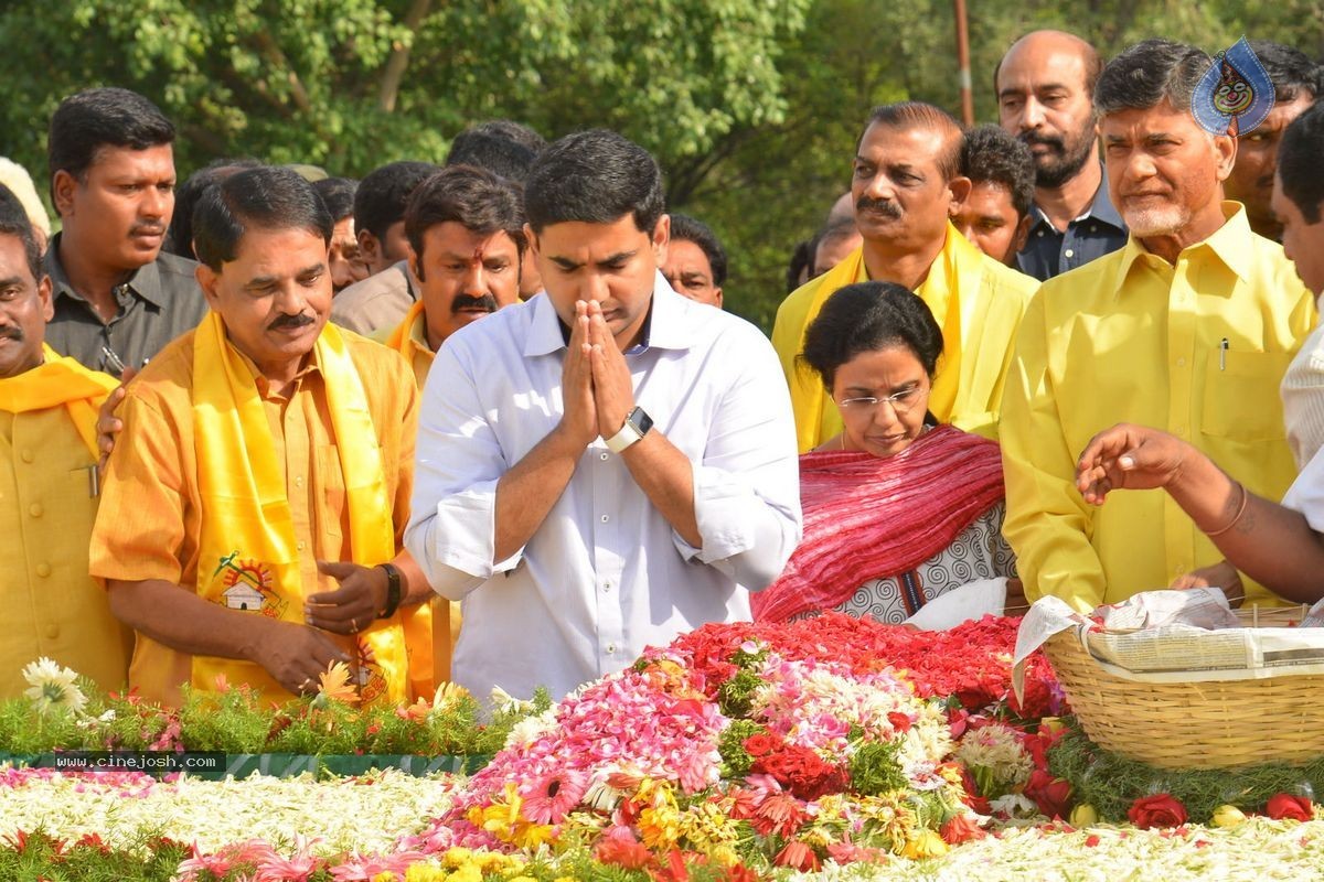 NTR Family Members at NTR Ghat - 107 / 151 photos