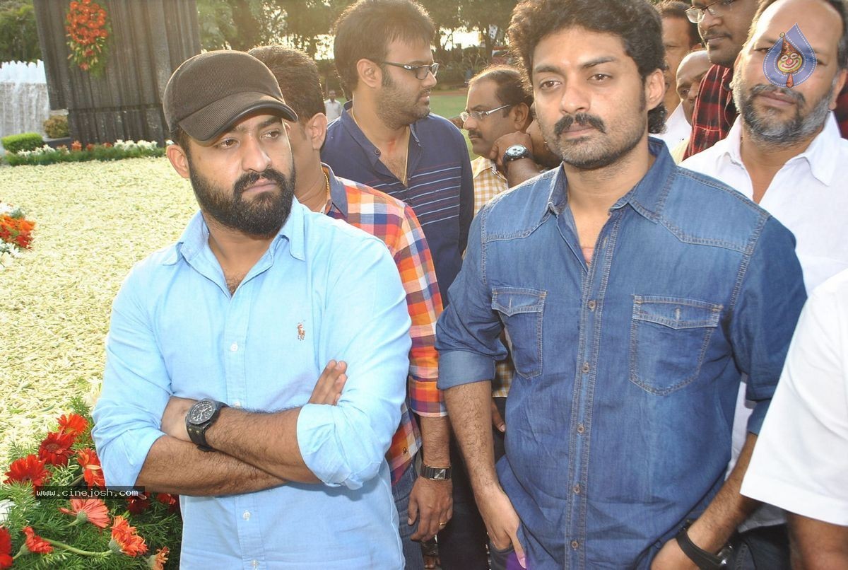 NTR Family Members at NTR Ghat - 108 / 151 photos