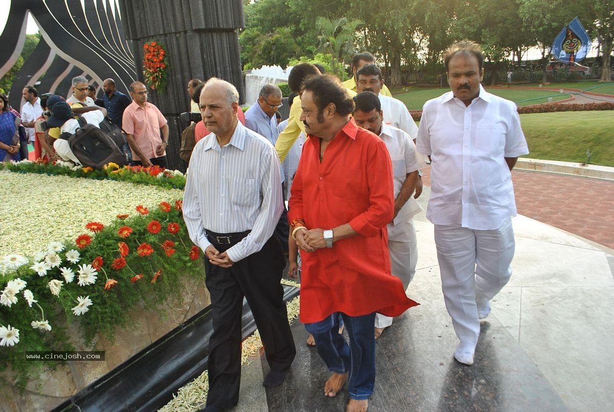 NTR Family Members at NTR Ghat - 109 / 151 photos