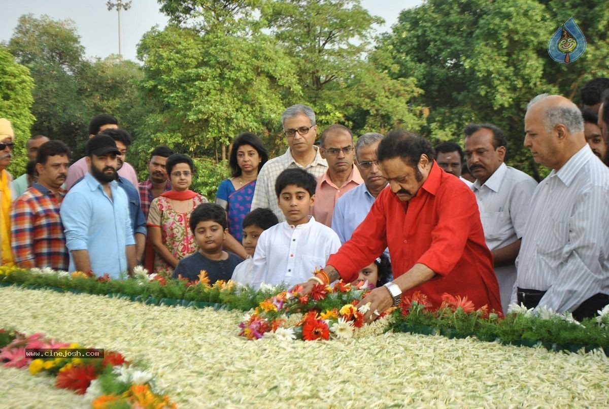 NTR Family Members at NTR Ghat - 128 / 151 photos