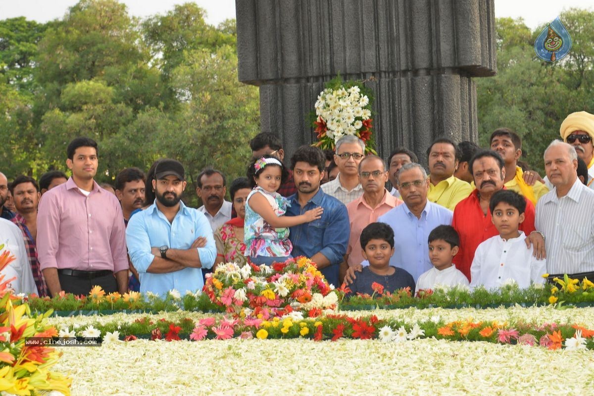 NTR Family Members at NTR Ghat - 129 / 151 photos