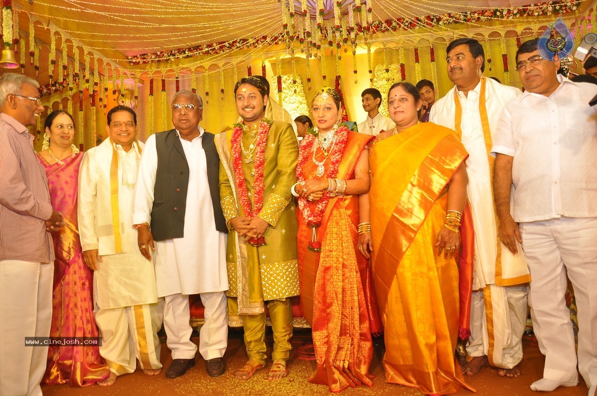 Nukarapu Suryaprakash Rao Daughter Grishma Wedding Photos - 3 / 136 photos