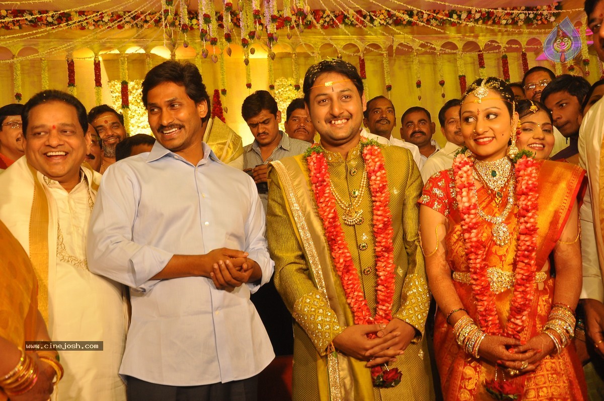 Nukarapu Suryaprakash Rao Daughter Grishma Wedding Photos - 14 / 136 photos