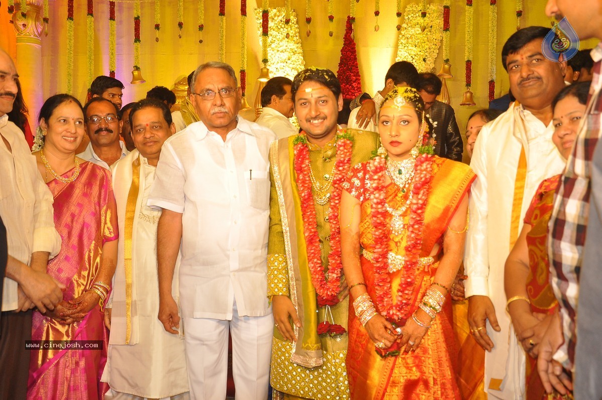 Nukarapu Suryaprakash Rao Daughter Grishma Wedding Photos - 21 / 136 photos