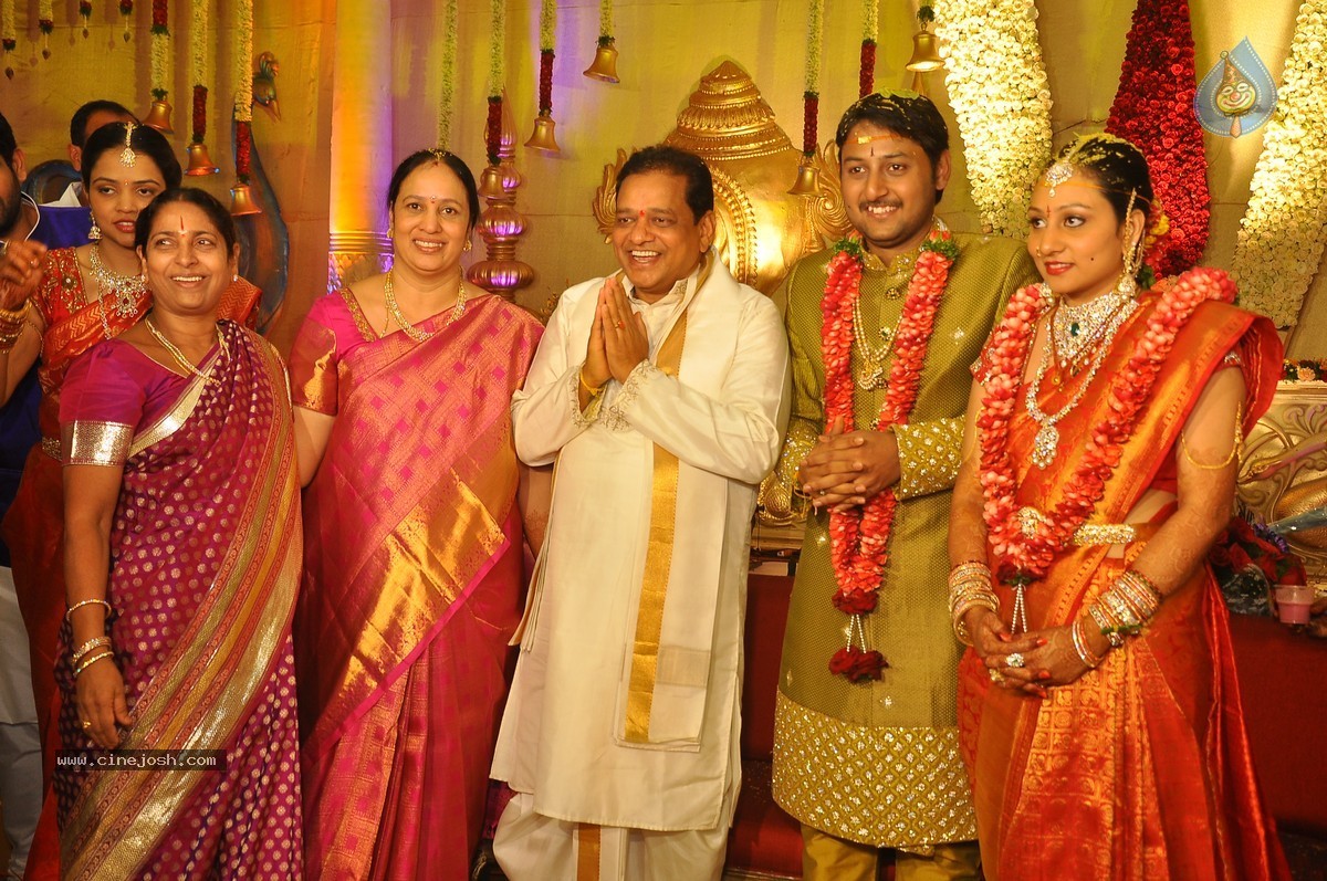 Nukarapu Suryaprakash Rao Daughter Grishma Wedding Photos - 37 / 136 photos