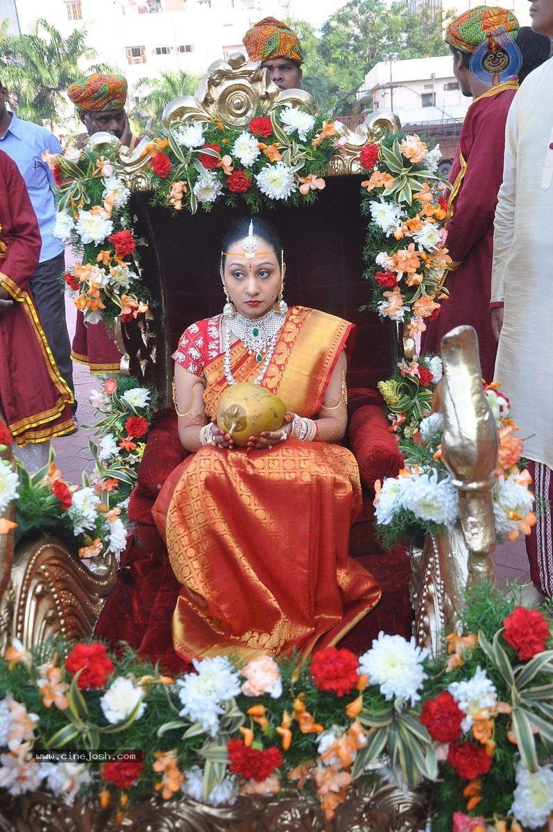 Nukarapu Suryaprakash Rao Daughter Grishma Wedding Photos - 43 / 136 photos