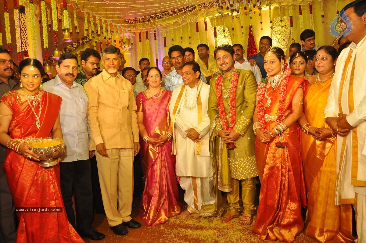 Nukarapu Suryaprakash Rao Daughter Grishma Wedding Photos - 89 / 136 photos