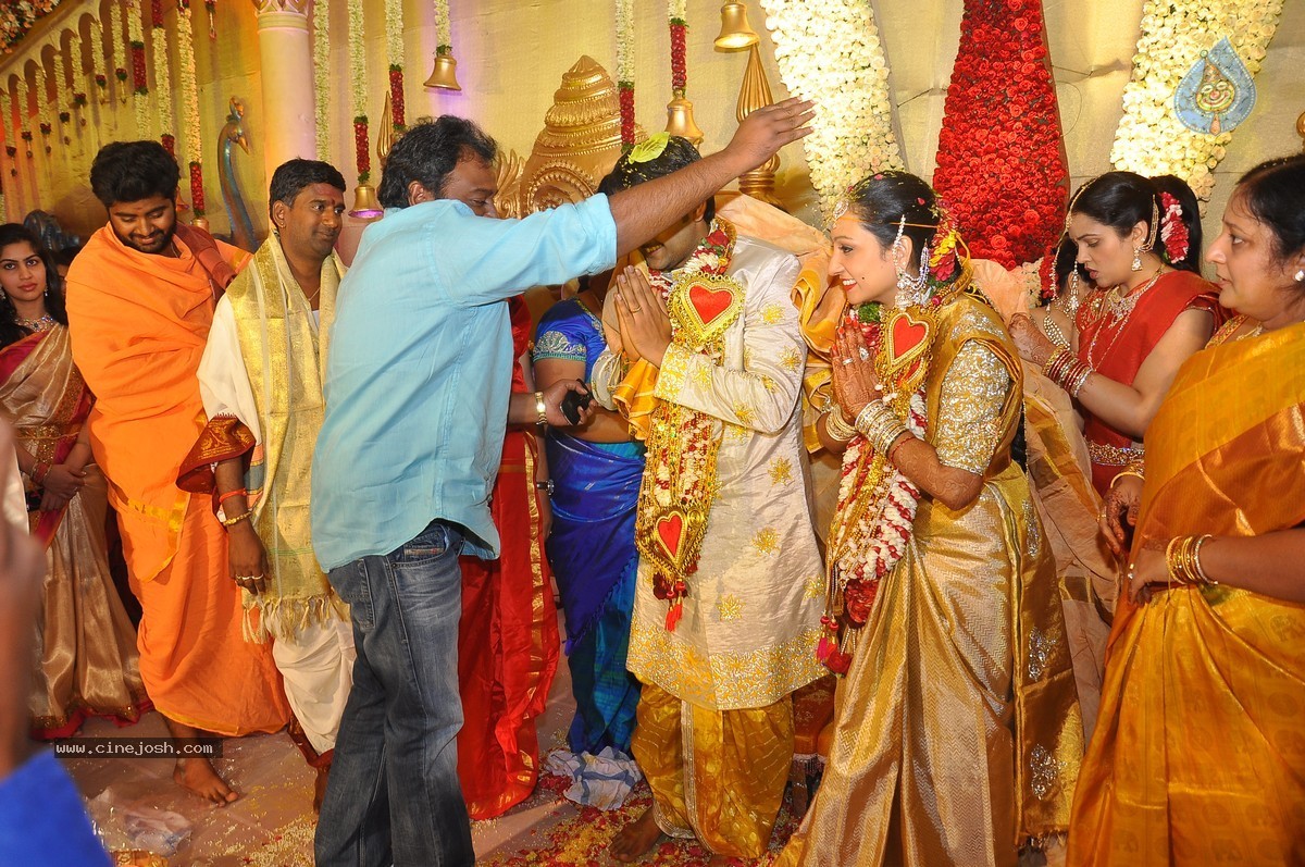 Nukarapu Suryaprakash Rao Daughter Grishma Wedding Photos - 108 / 136 photos