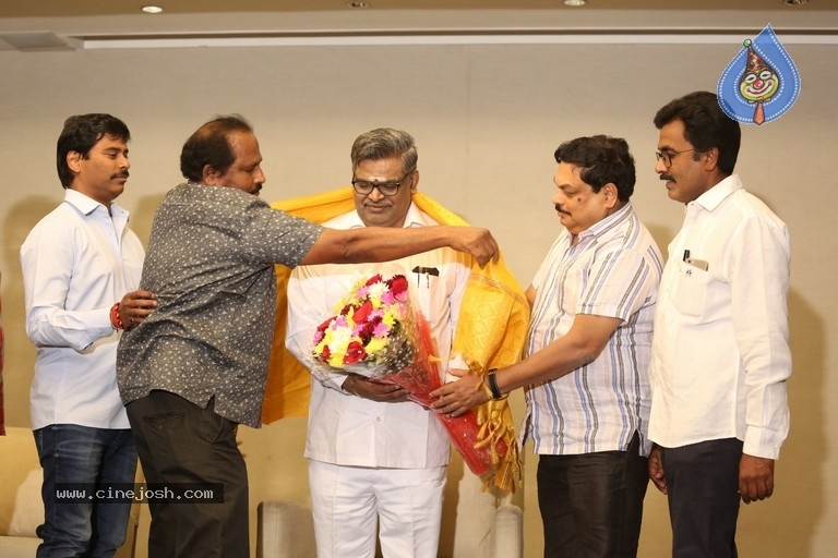 Padma Shri Sirivennela Seetharama Sastry Press Meet - 20 / 21 photos