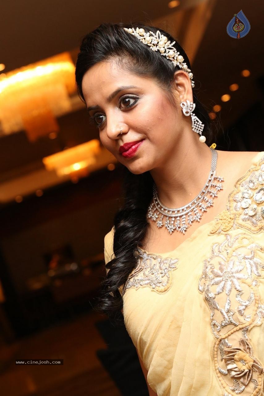 Parul and Bala Kumar Wedding Event - 43 / 122 photos