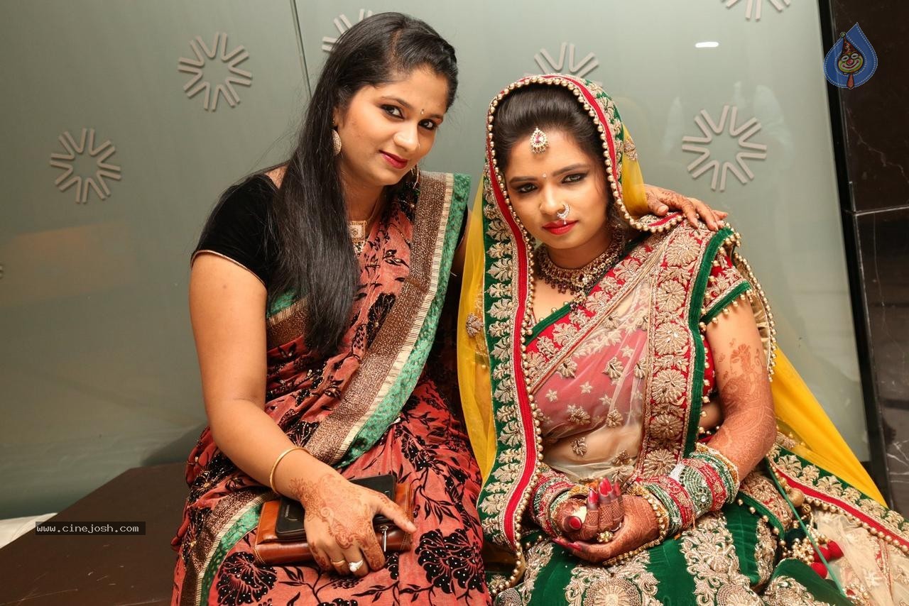 Parul and Bala Kumar Wedding Event - 46 / 122 photos