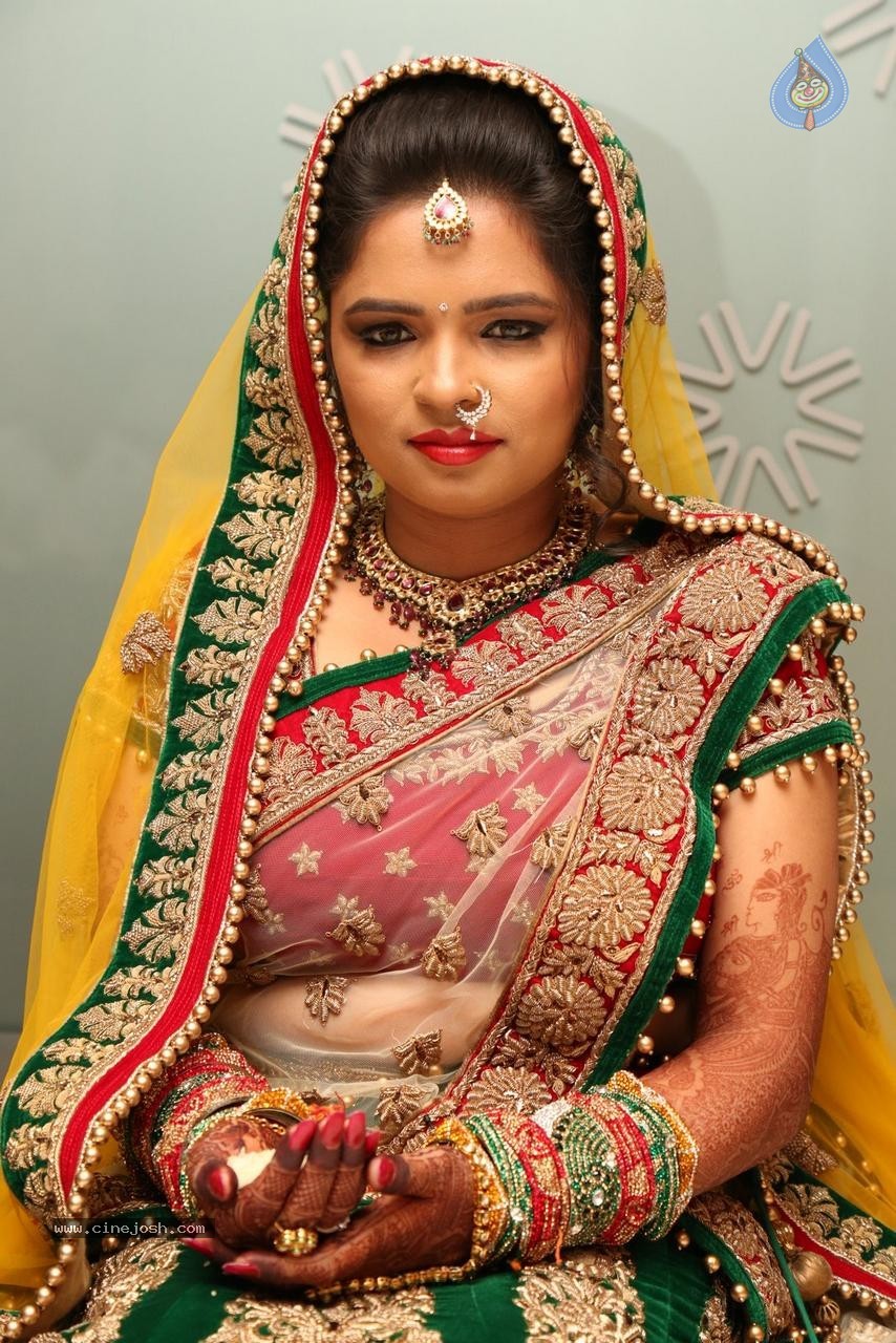 Parul and Bala Kumar Wedding Event - 65 / 122 photos