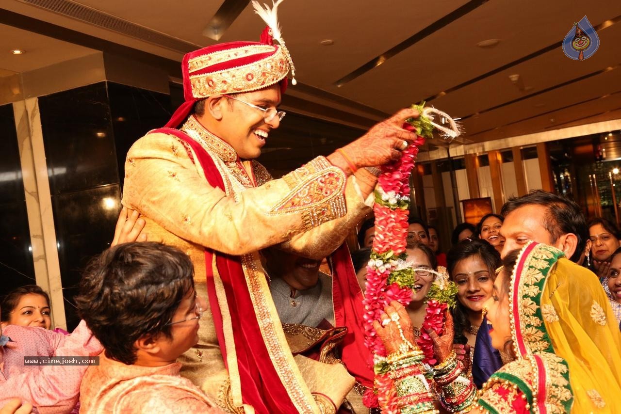 Parul and Bala Kumar Wedding Event - 94 / 122 photos