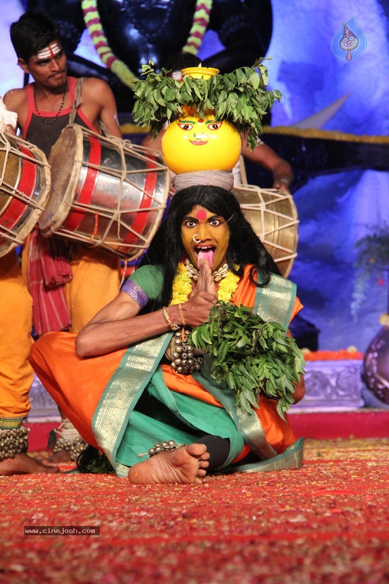 Pawan attends Bhakti TV Channel Koti Deepotsavam - 99 / 215 photos