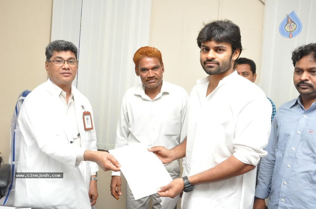 Pawan Fans Donated Stretchers To Gandhi Hospital - 55 / 66 photos