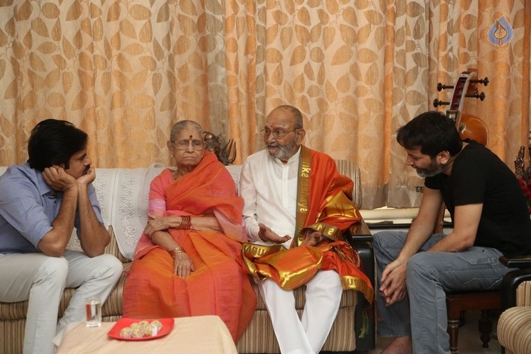 Pawan Kalyan and Trivikram Meets K Vishwanath - 65 / 77 photos