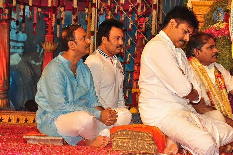 Pawan Kalyan at Bhakti TV Koti Deepotsavam - 12 / 58 photos