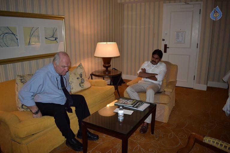 Pawan Kalyan Meets Prof Steve Photos - 6 / 7 photos