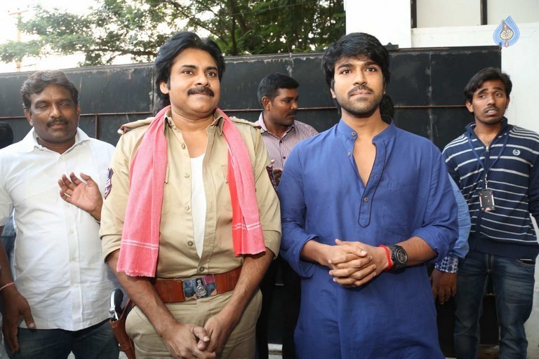 Pawan Kalyan meets Chiranjeevi - 2 / 74 photos