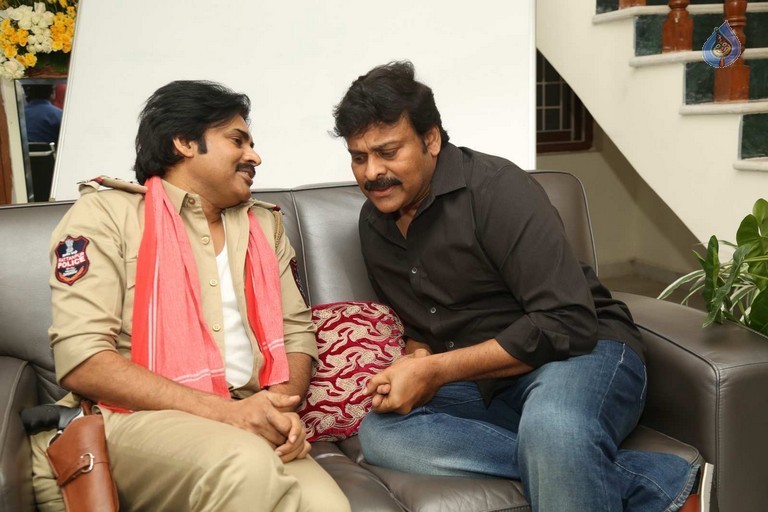 Pawan Kalyan meets Chiranjeevi - 10 / 74 photos