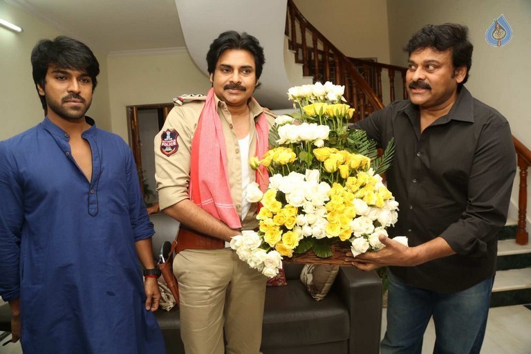 Pawan Kalyan meets Chiranjeevi - 13 / 74 photos