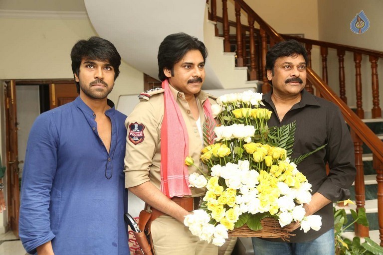 Pawan Kalyan meets Chiranjeevi - 39 / 74 photos