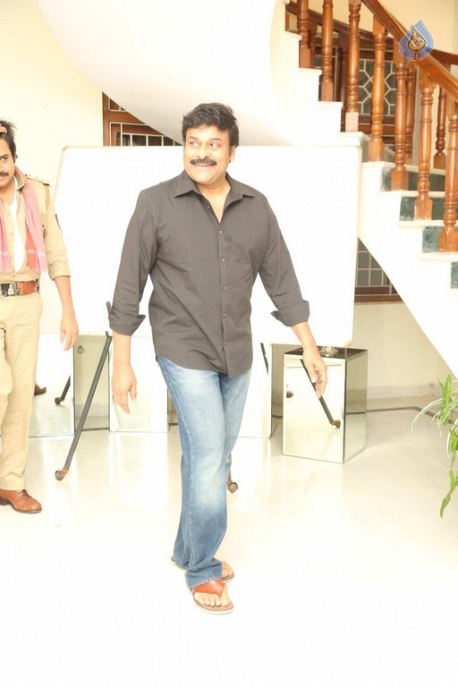 Pawan Kalyan meets Chiranjeevi - 60 / 74 photos