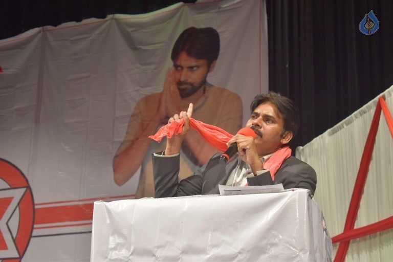 Pawan Kalyan Speech Photos in Nashua - 10 / 18 photos