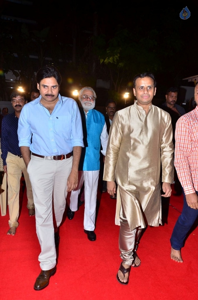 Pawan Kalyan Visits Andhra Prabha Ganapathi Pooja Photos - 38 / 41 photos