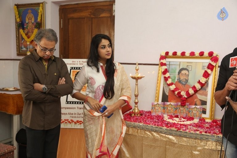 Pooja Sankeerthanalu Album Launch - 29 / 100 photos